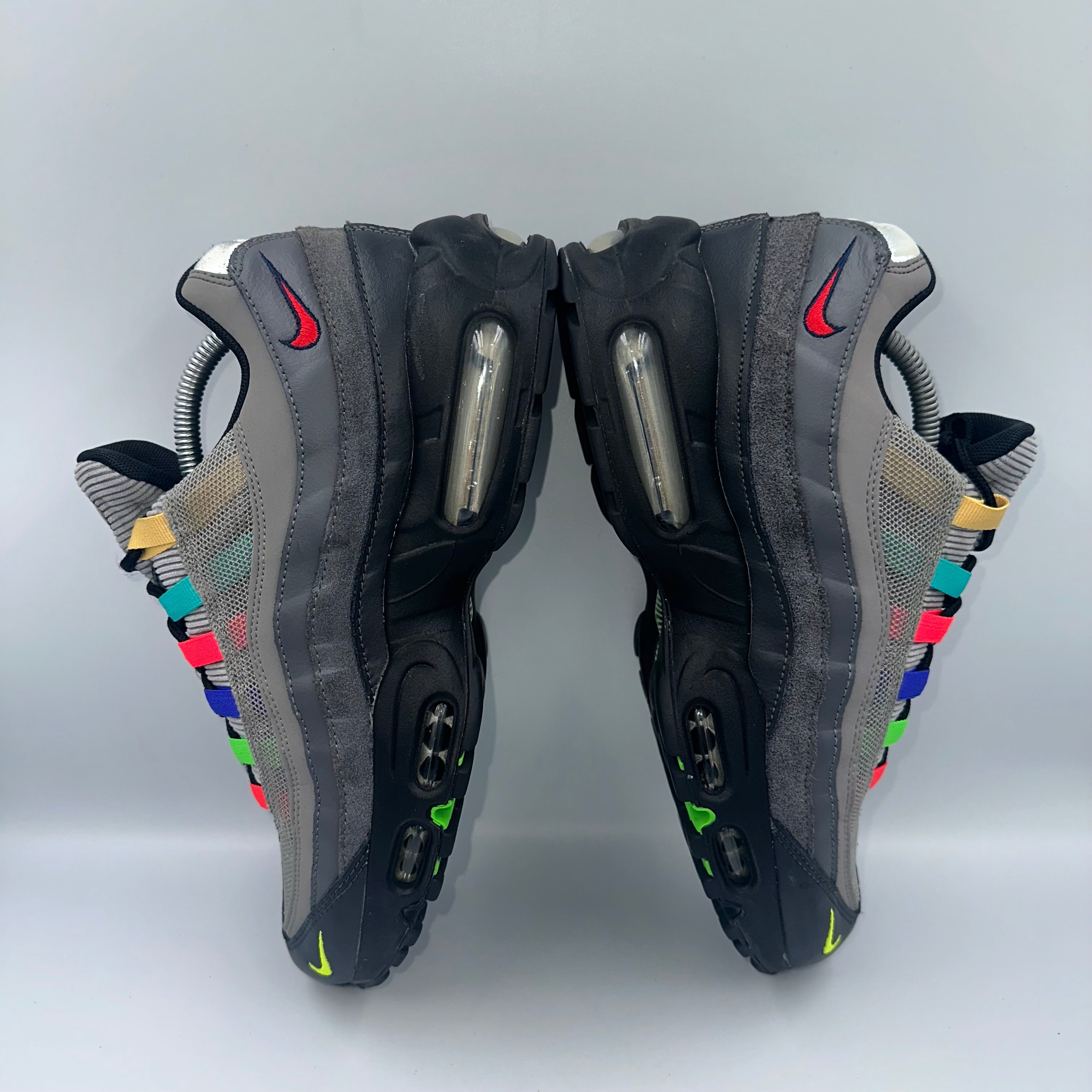 Nike Air Max EOI UK 8 three-quarter front angle
