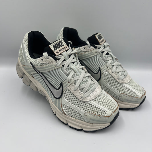 Nike Zoom Vomero 5 Light Silver / Light Bone