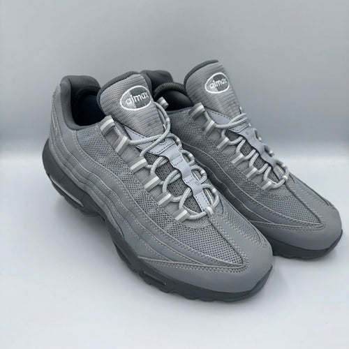 Nike Air Max 95 Wolf Grey / White-Cool Grey UK 8 lateral side profile