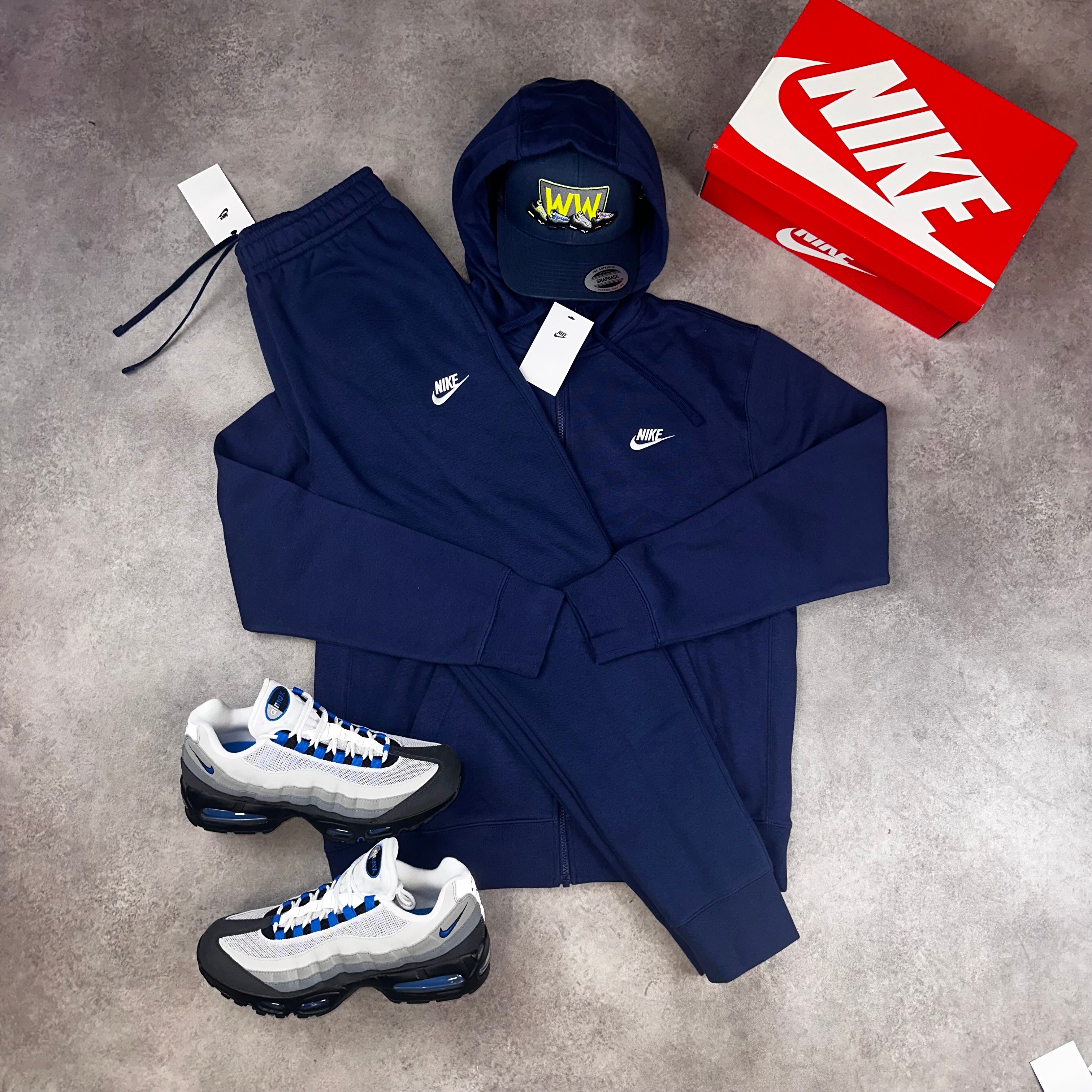 Nike Sportswear Club Fleece Tracksuit Midnight Navy front view