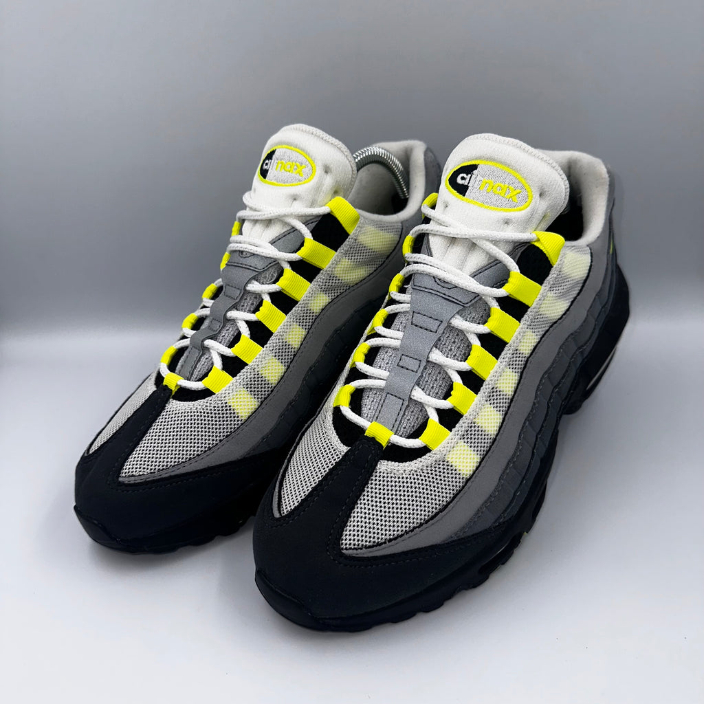 Nike Air Max 95 OG Neon UK 7.5 medial side view