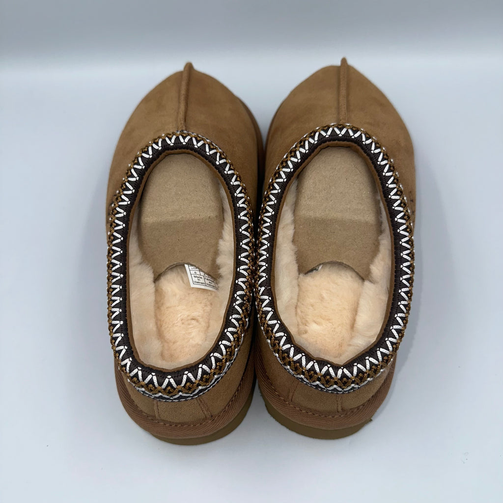 Ugg Chestnut Tasmin UK 4 outsole view