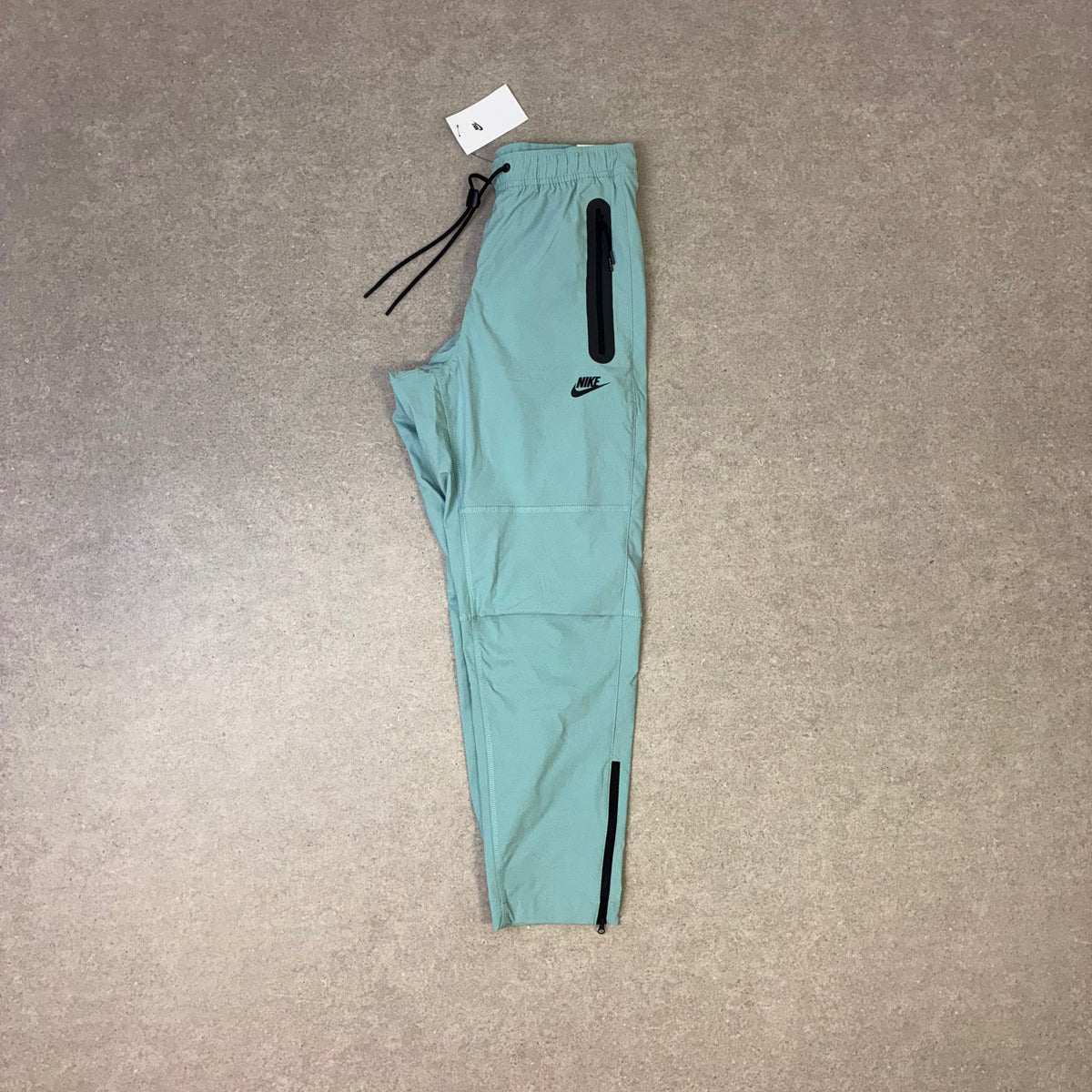 Nike Tech Woven Pants Canon / Black