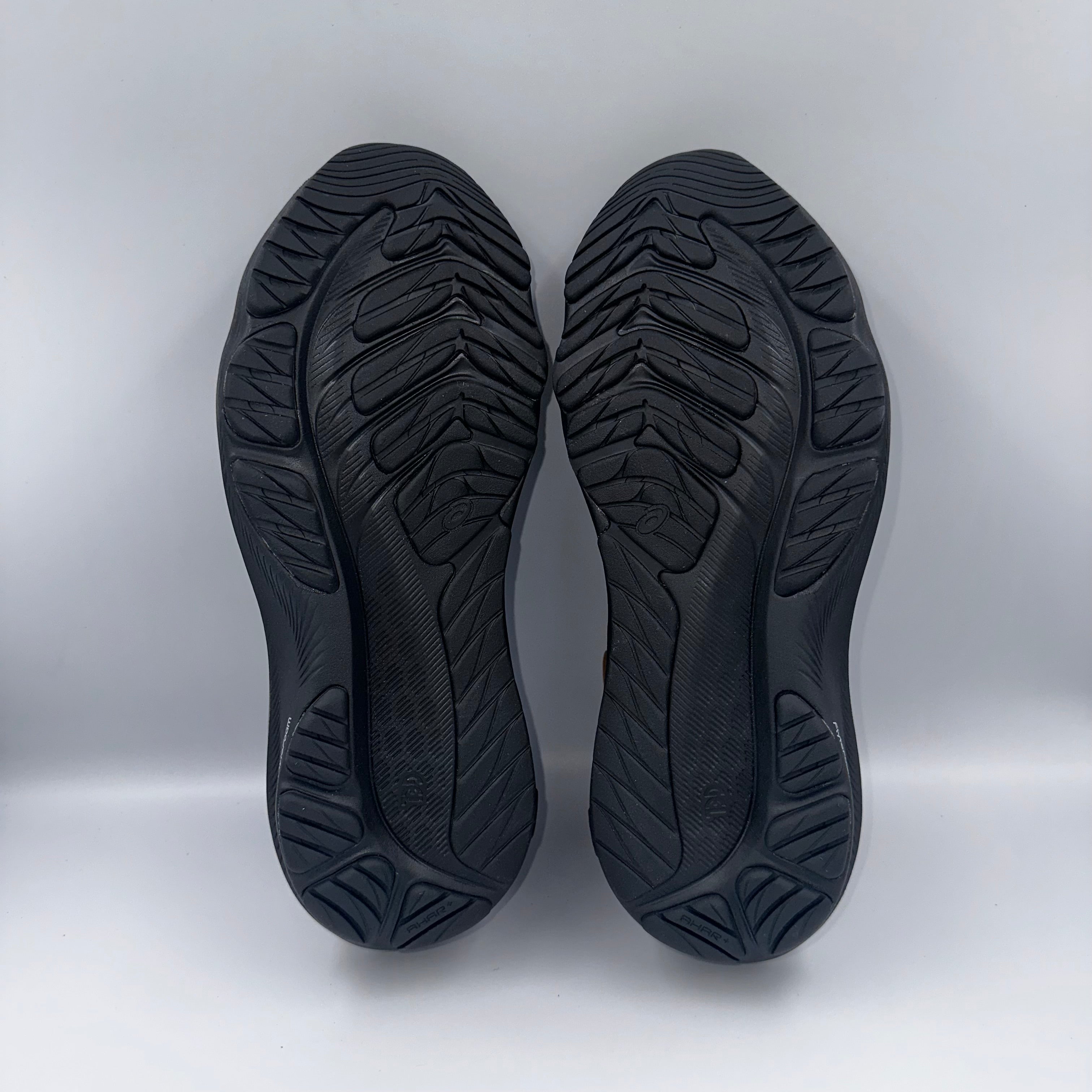 ASICS Gel-Jadeite 2 Black heel and counter detail
