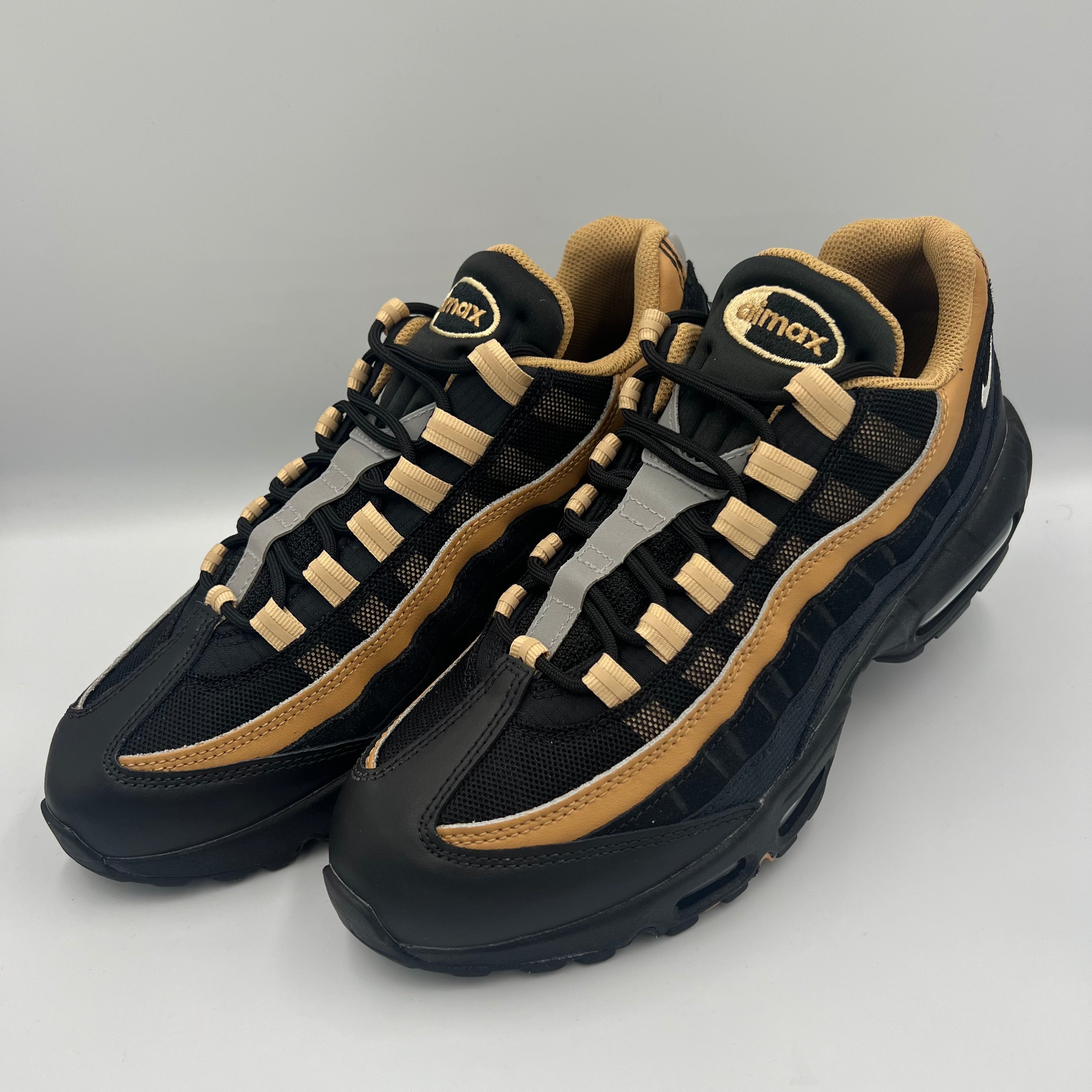 Nike Air Max 95 Black / Gold UK 8.5 medial side view