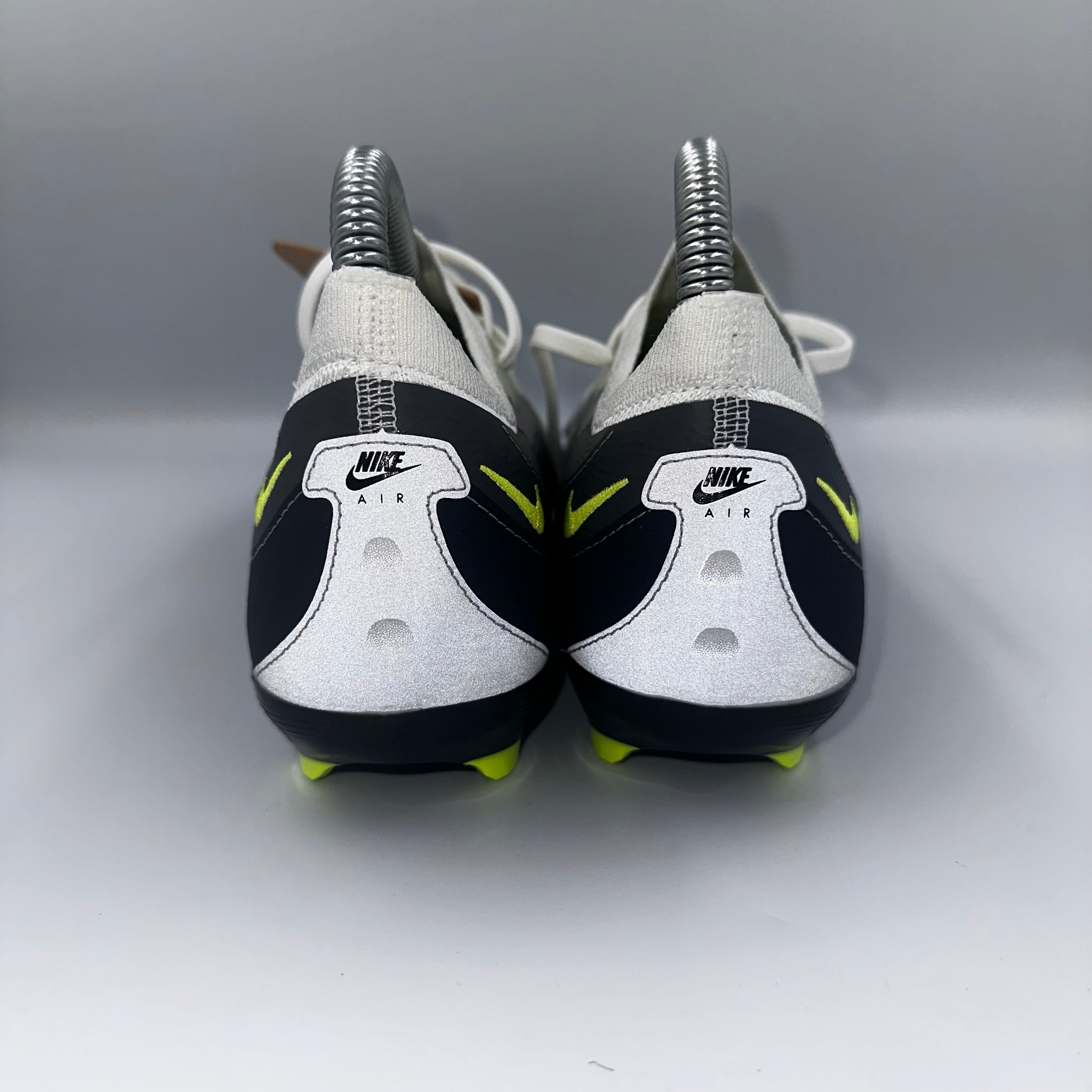 Nike JR. Mercurial Vapour 16 Pro SE Air Max 95 outsole view