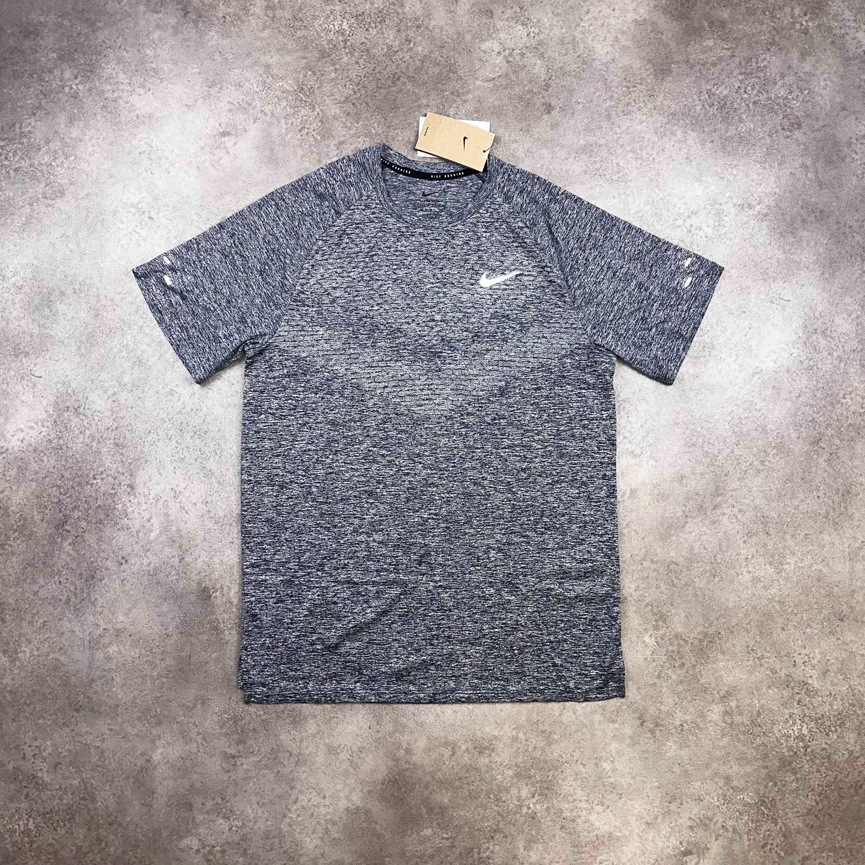 Nike Stride Running Top Heather / Thunder Blue front view