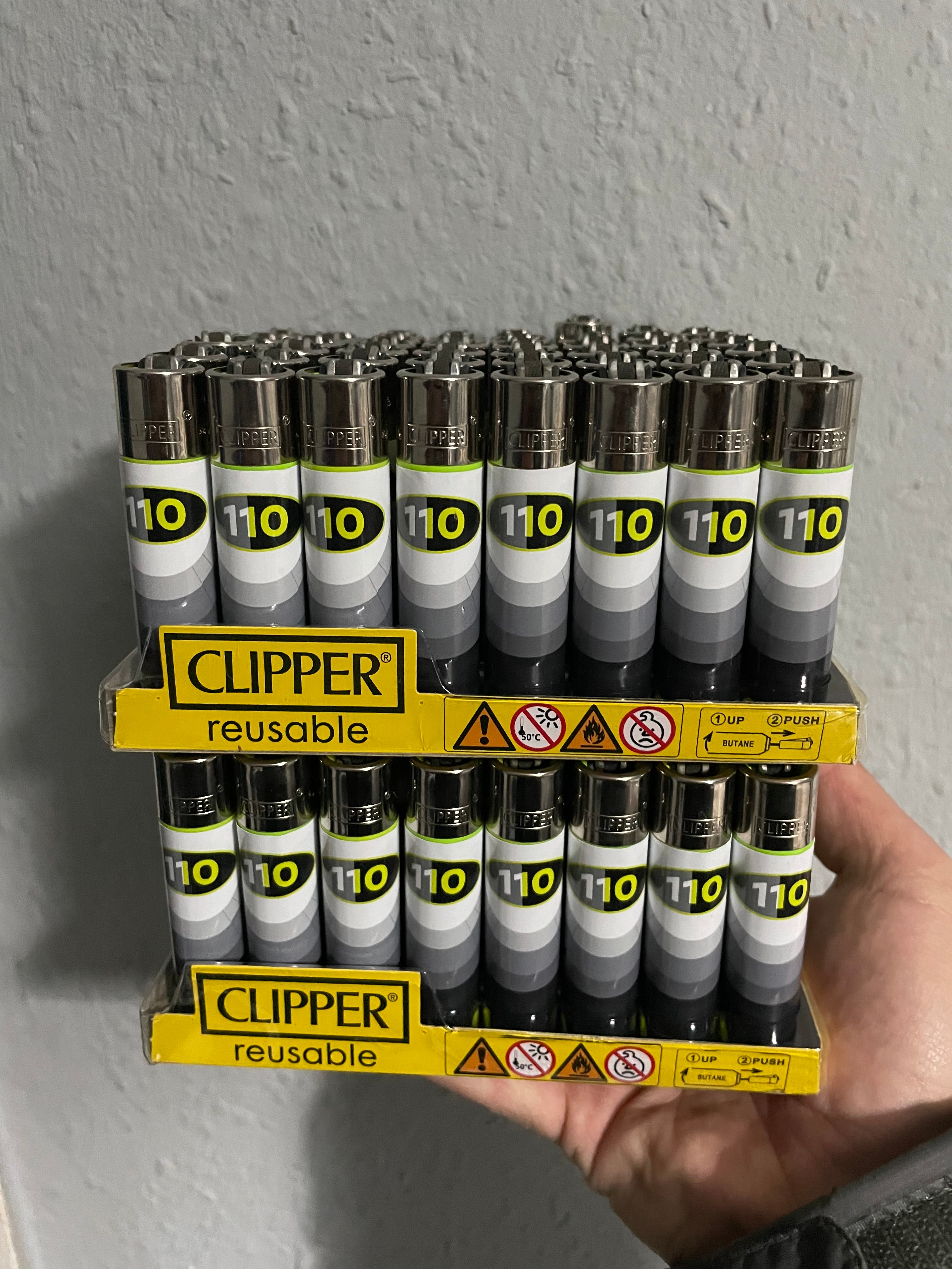 110 Clipper - Neon side angle