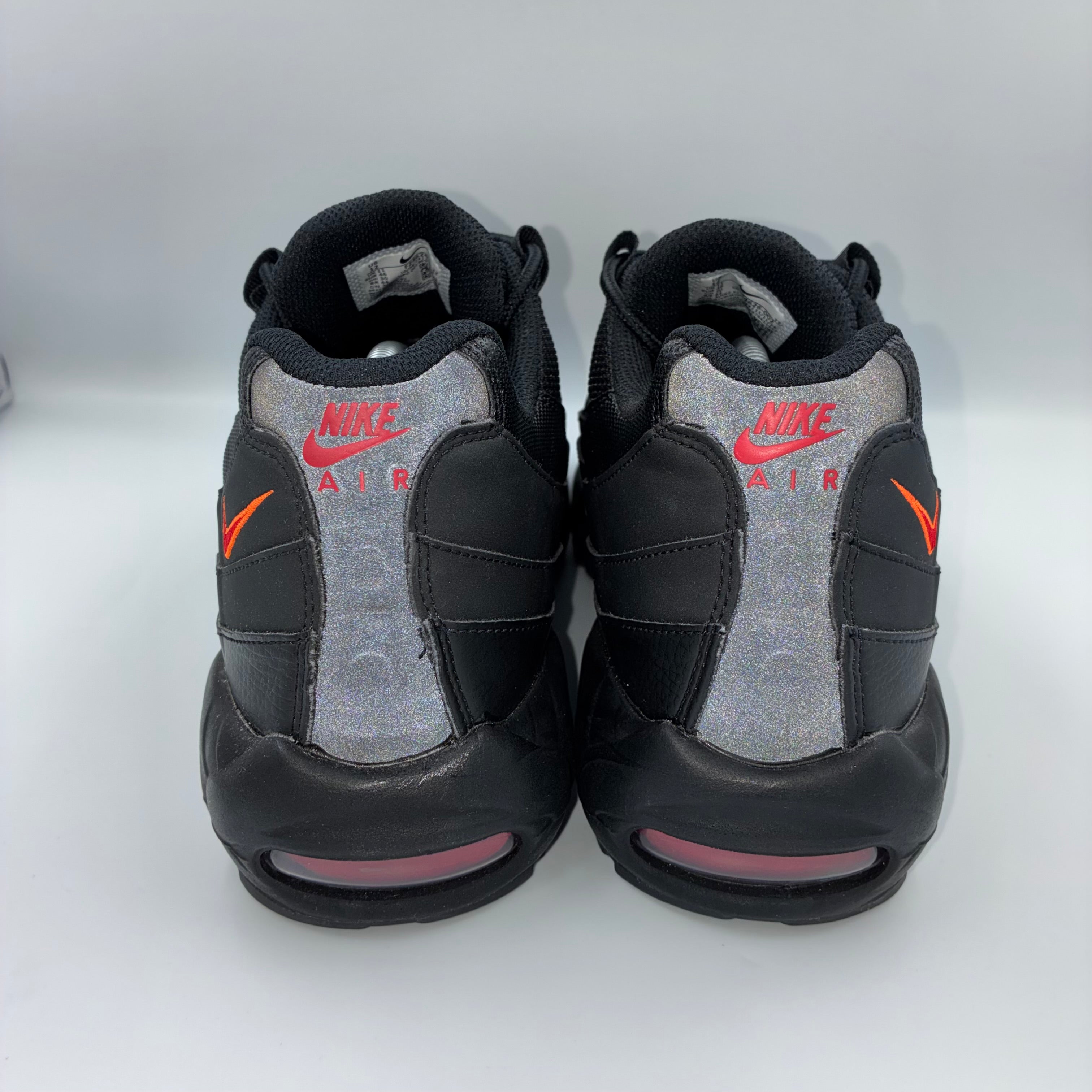 Nike Air Max 95 Black / University Red