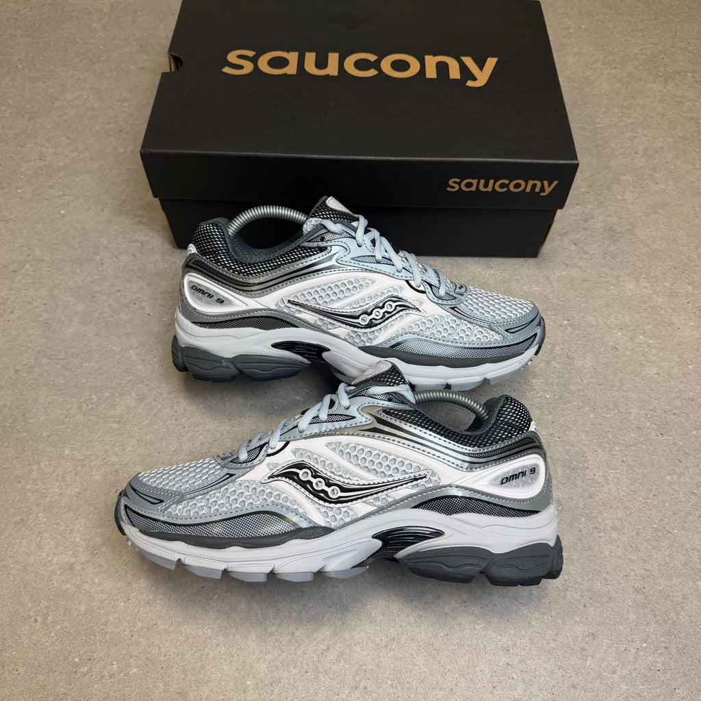Saucony ProGrid Omni 9 Microchip