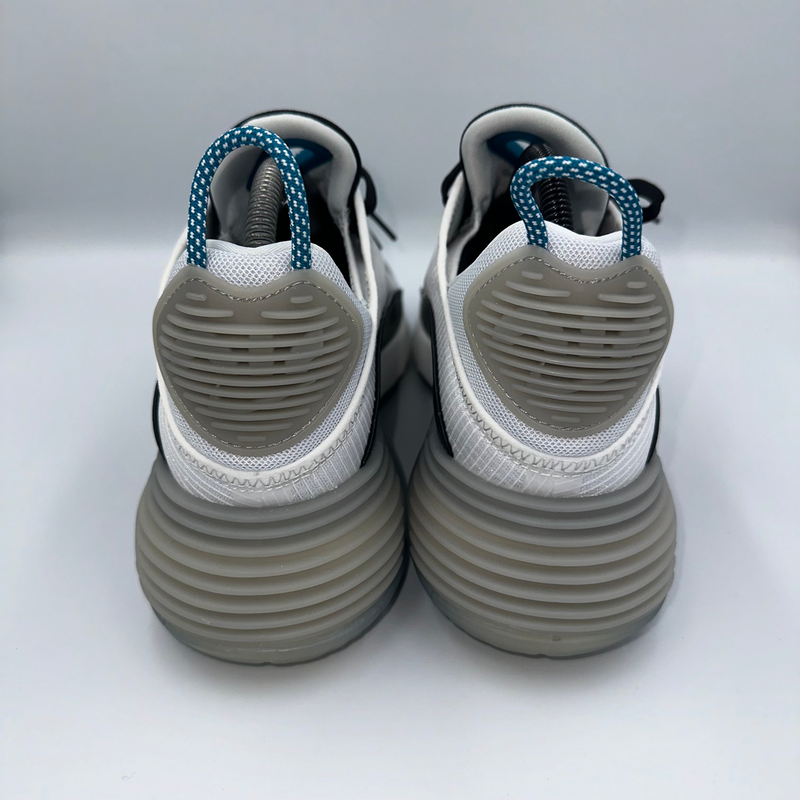 Nike Air Max 2090 White / Green Abyss-Black UK 8 outsole view