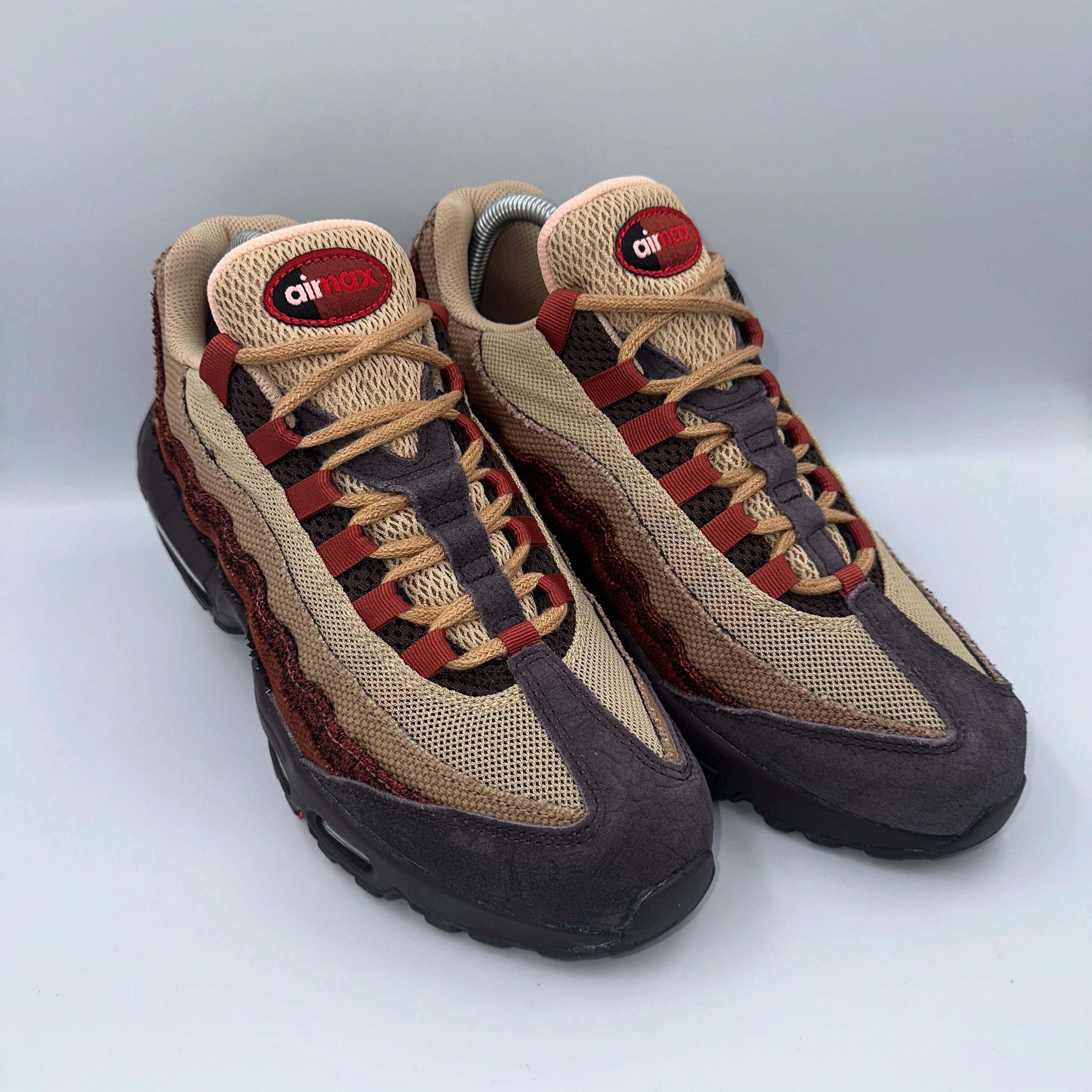 Nike Air Max 95 Anatomy of Air DZ4710-200 lateral side profile view UK 7.5