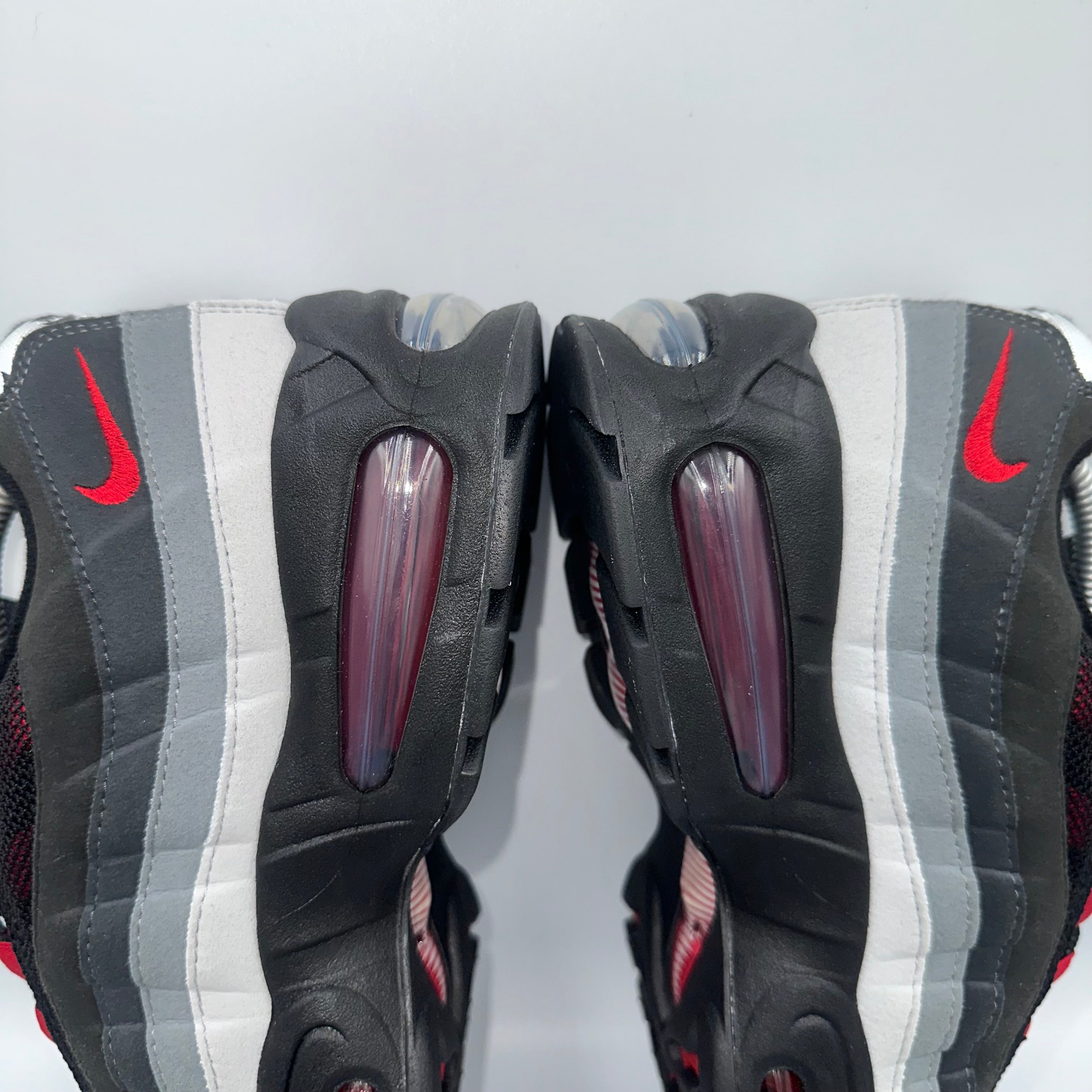 Nike Air Max 95 Liverpool FC “Big Bubble” heel and counter detail