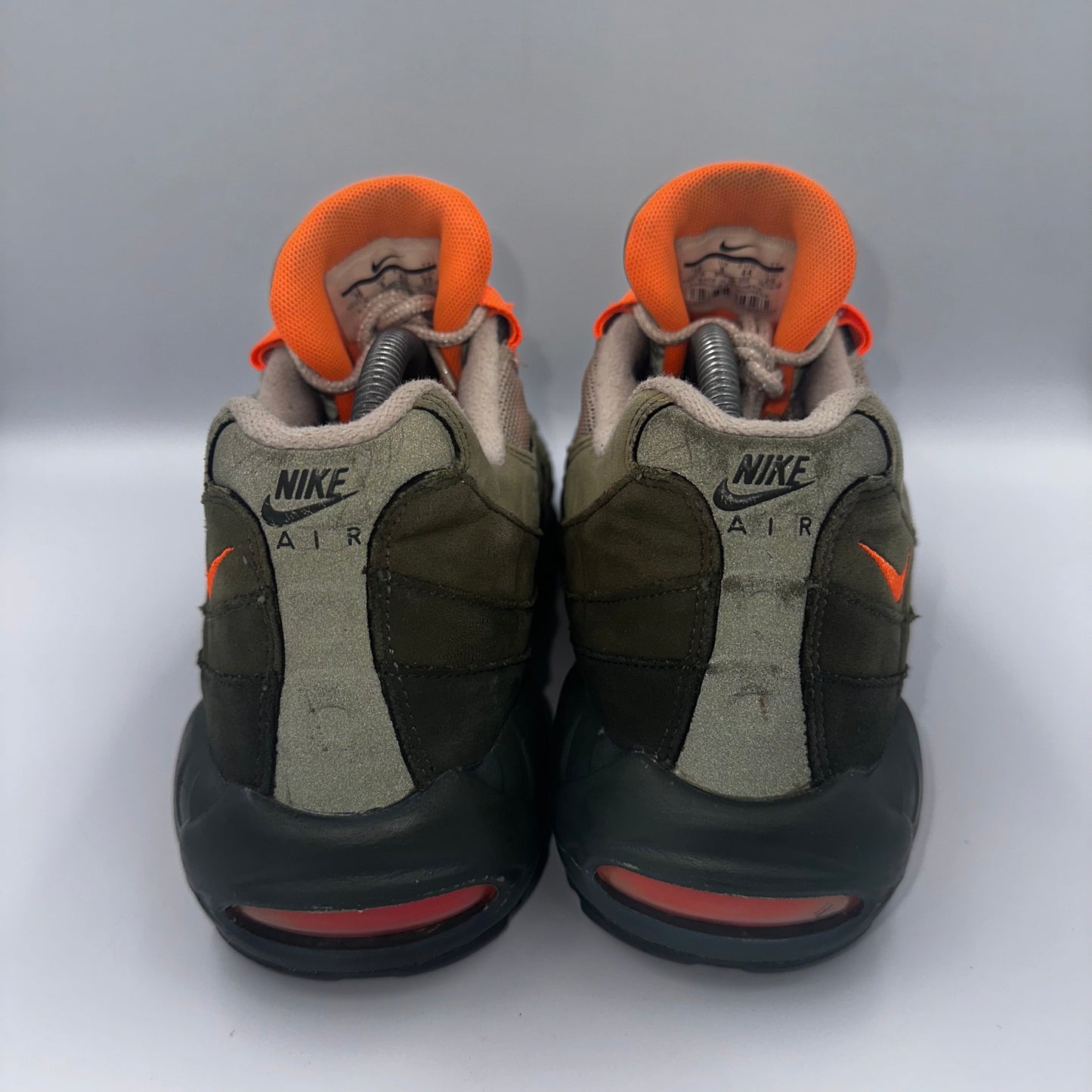 Nike Air Max 95 Neutral Olive / Total Orange UK 9
