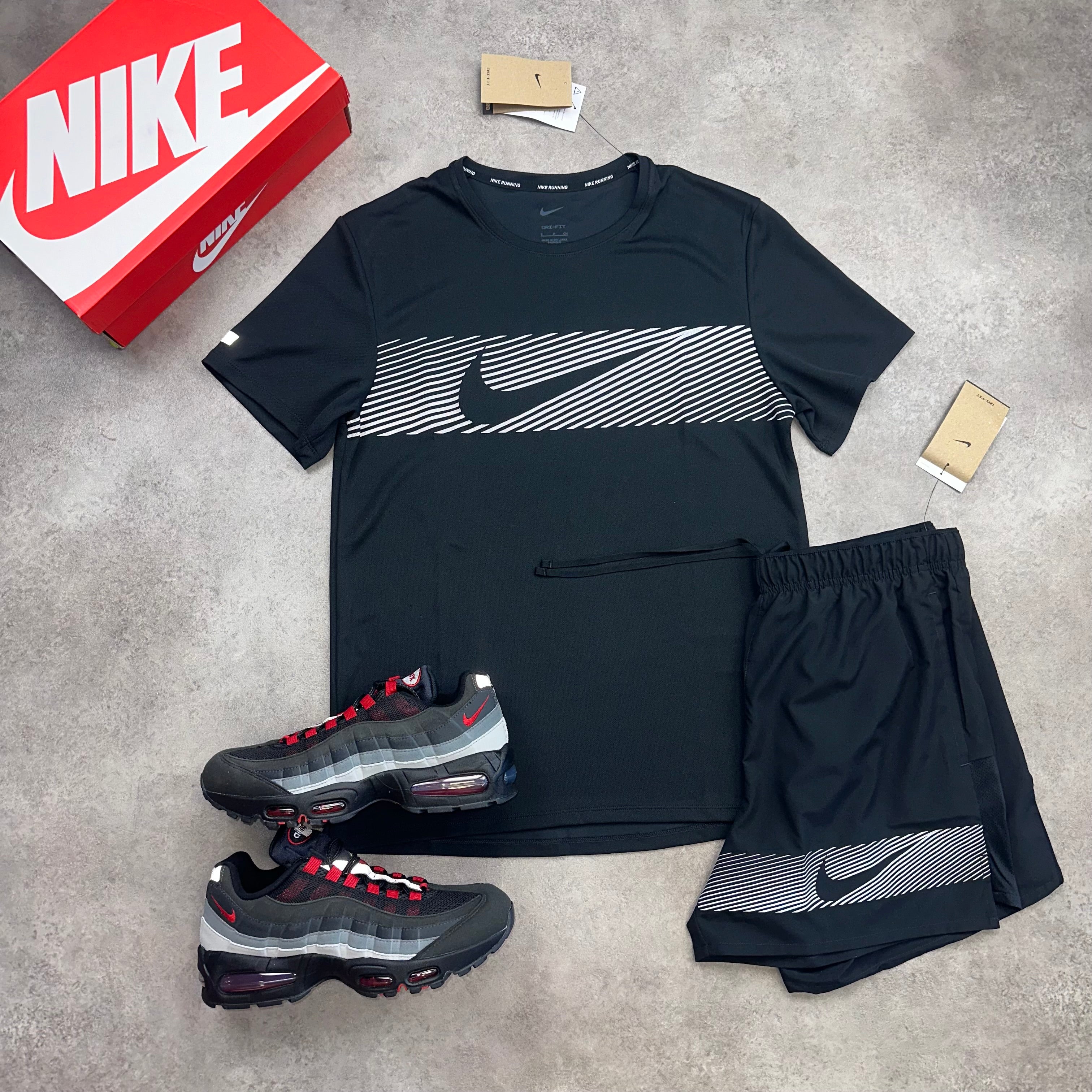 Nike Division Flash Set Black front view