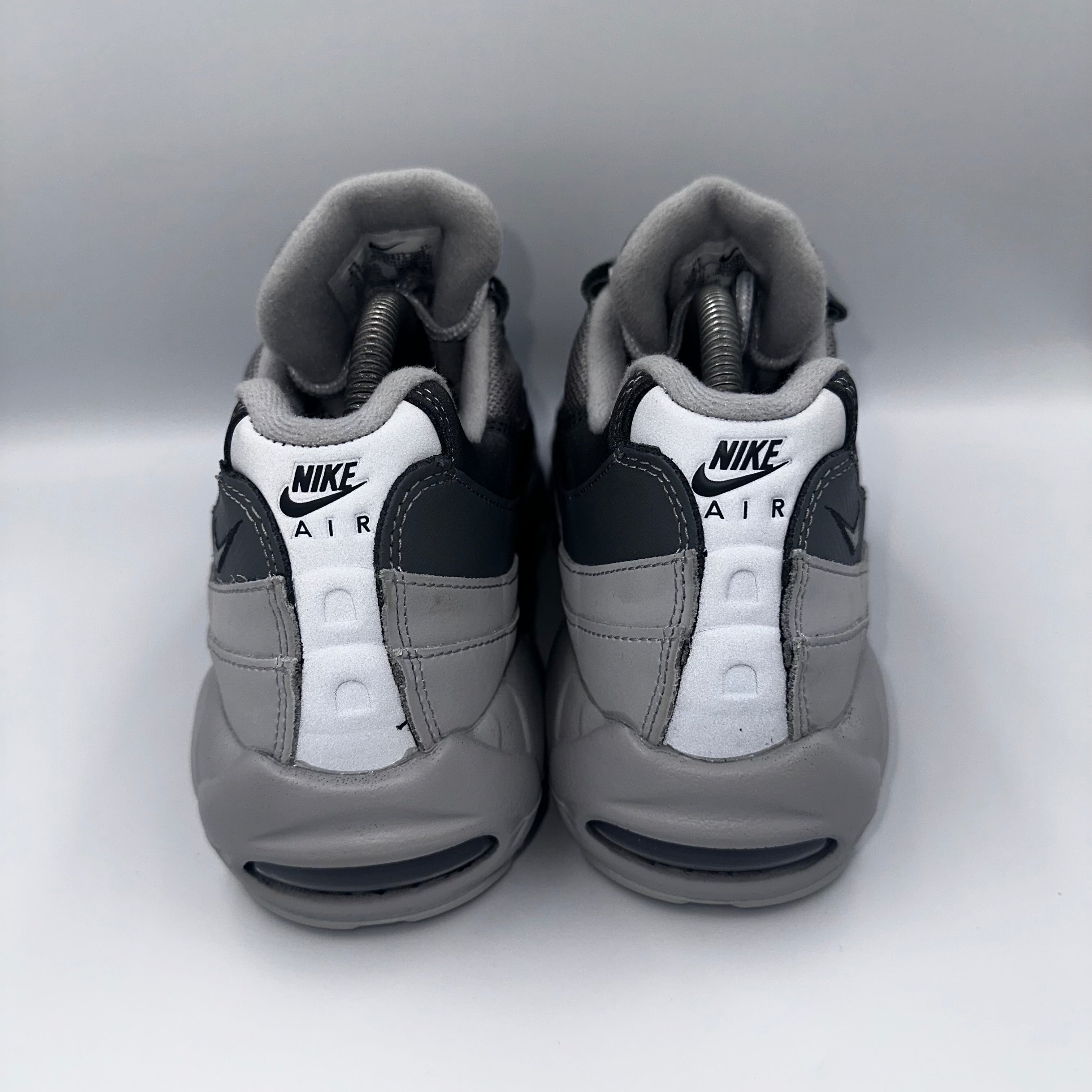 Nike Air Max 95 Smoke Grey outsole view