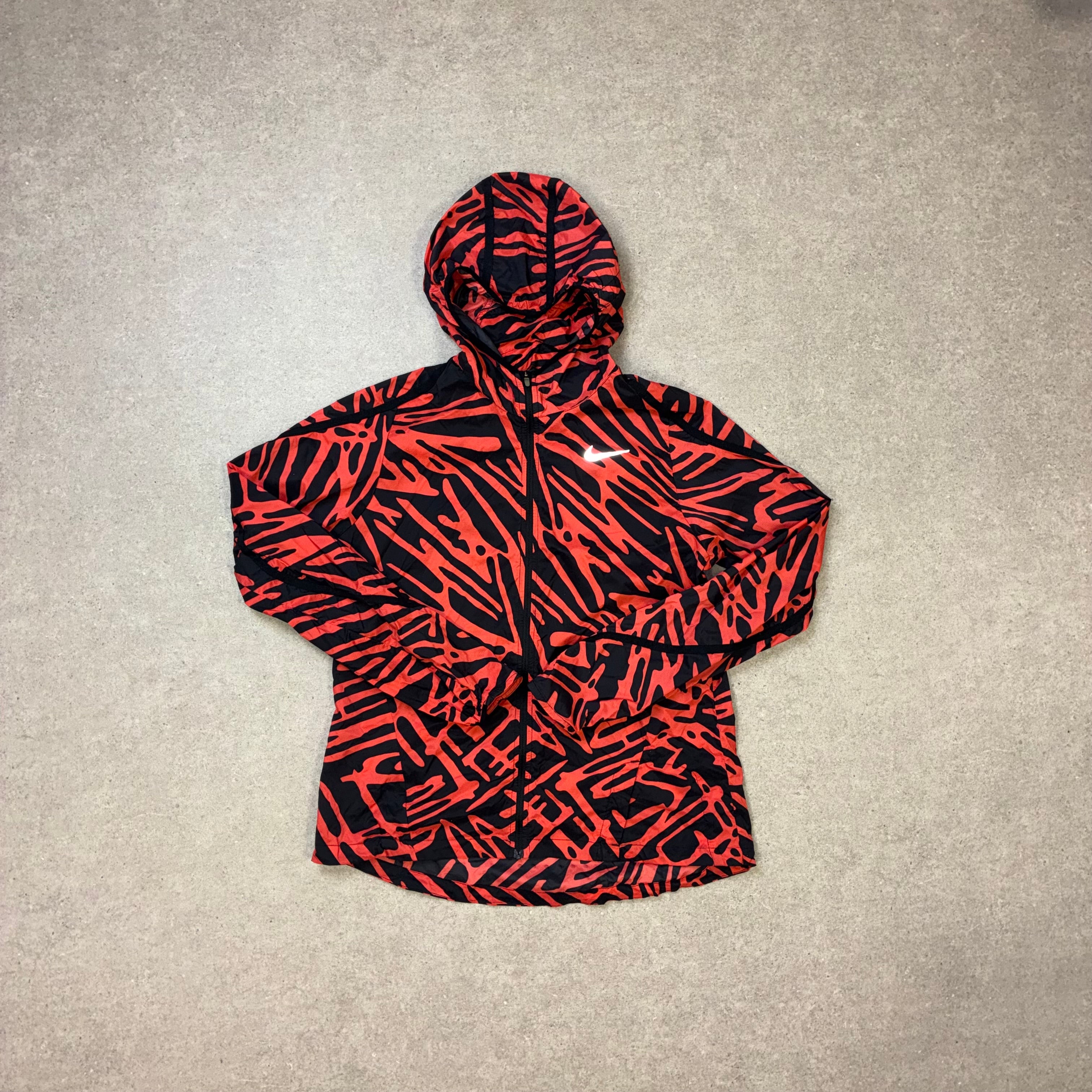 Nike Palm Impossibly Light Running Jacket Red / Black