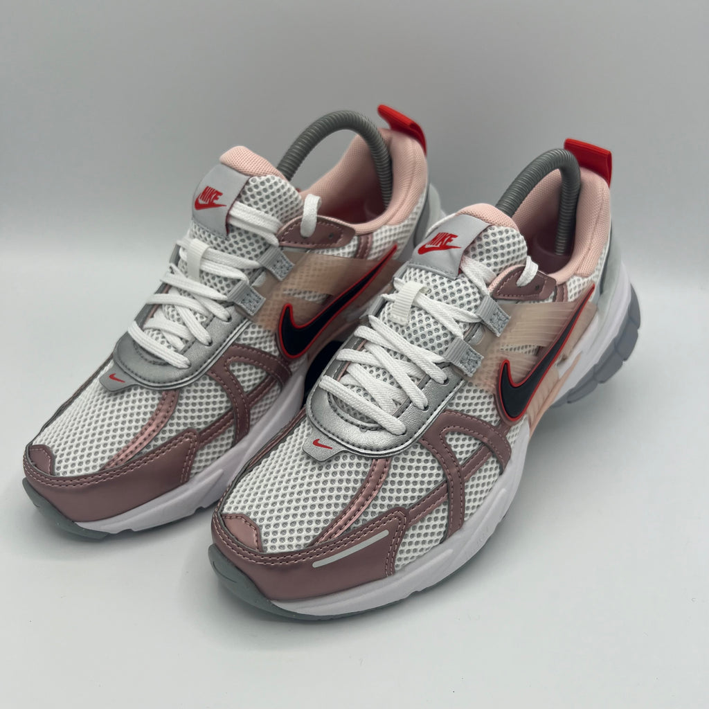 Nike V2K Run White / Pink