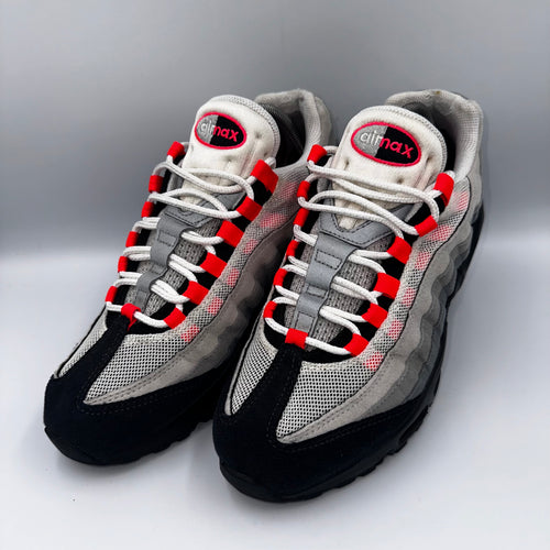 Nike Air Max 95 OG Solar Red UK 8 medial side view