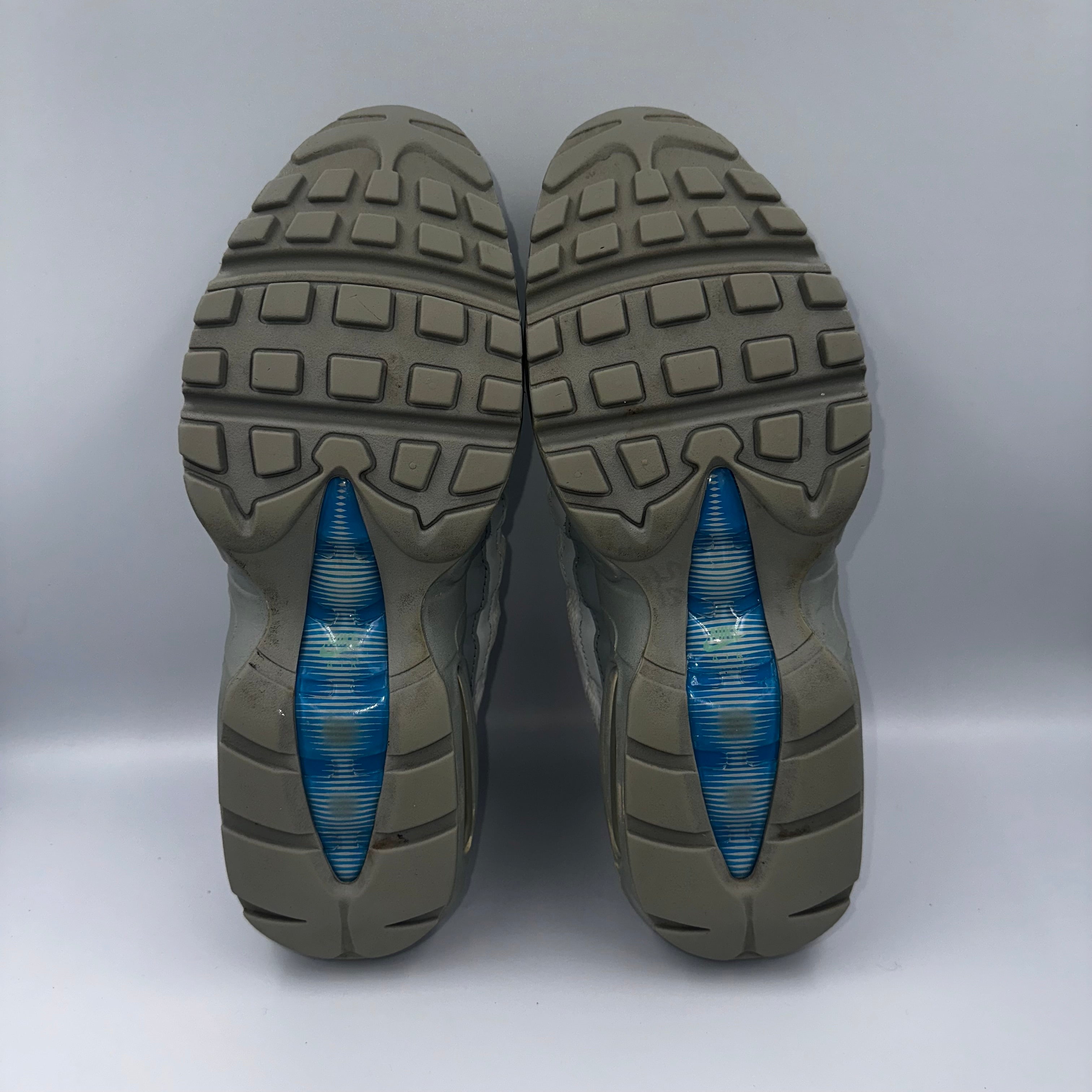 Nike Air Max 95 Emerald Green UK 7.5 heel and counter detail