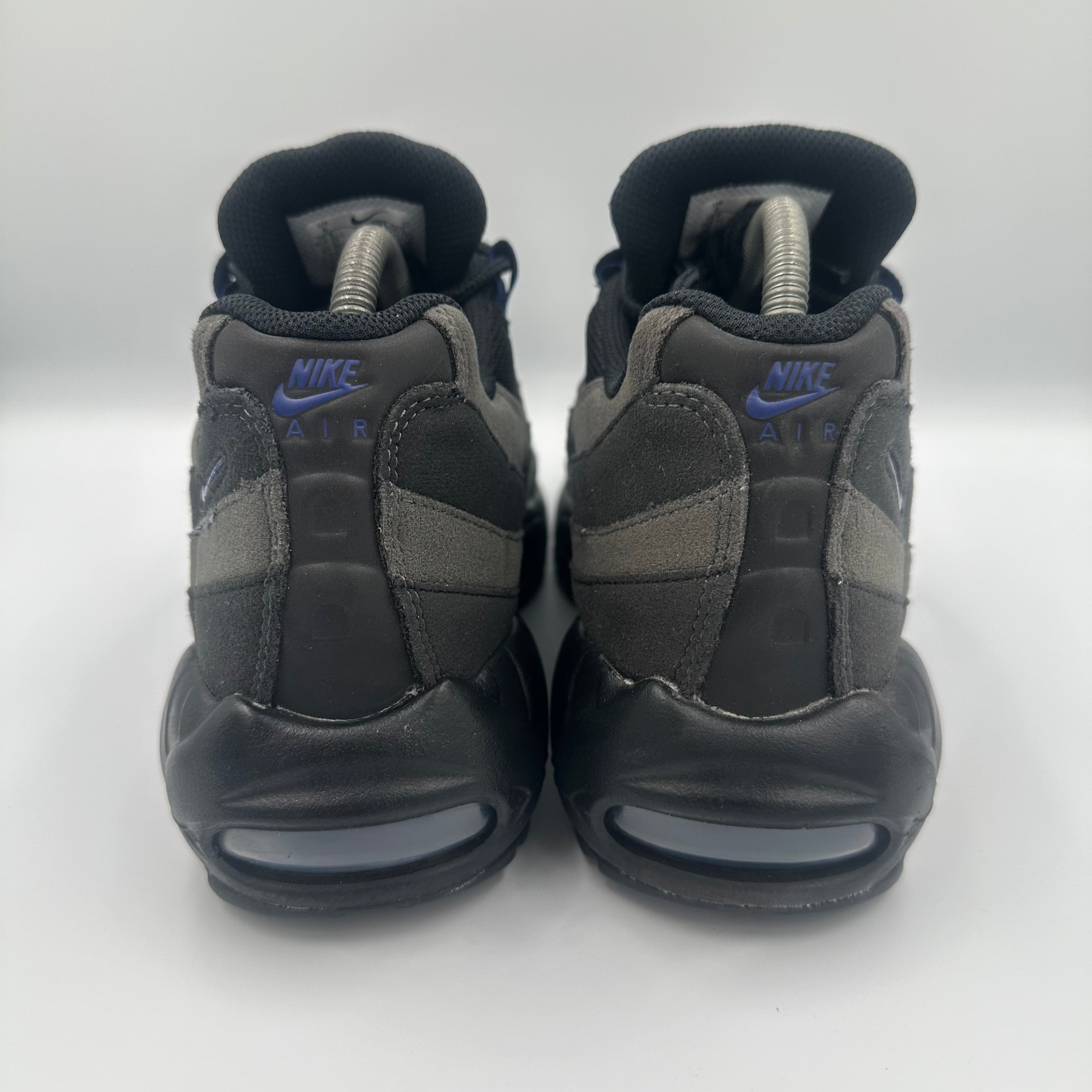 Nike Air Max 95 Black / Deep Royal Blue / Navy Jewel JD Exclusive outsole view
