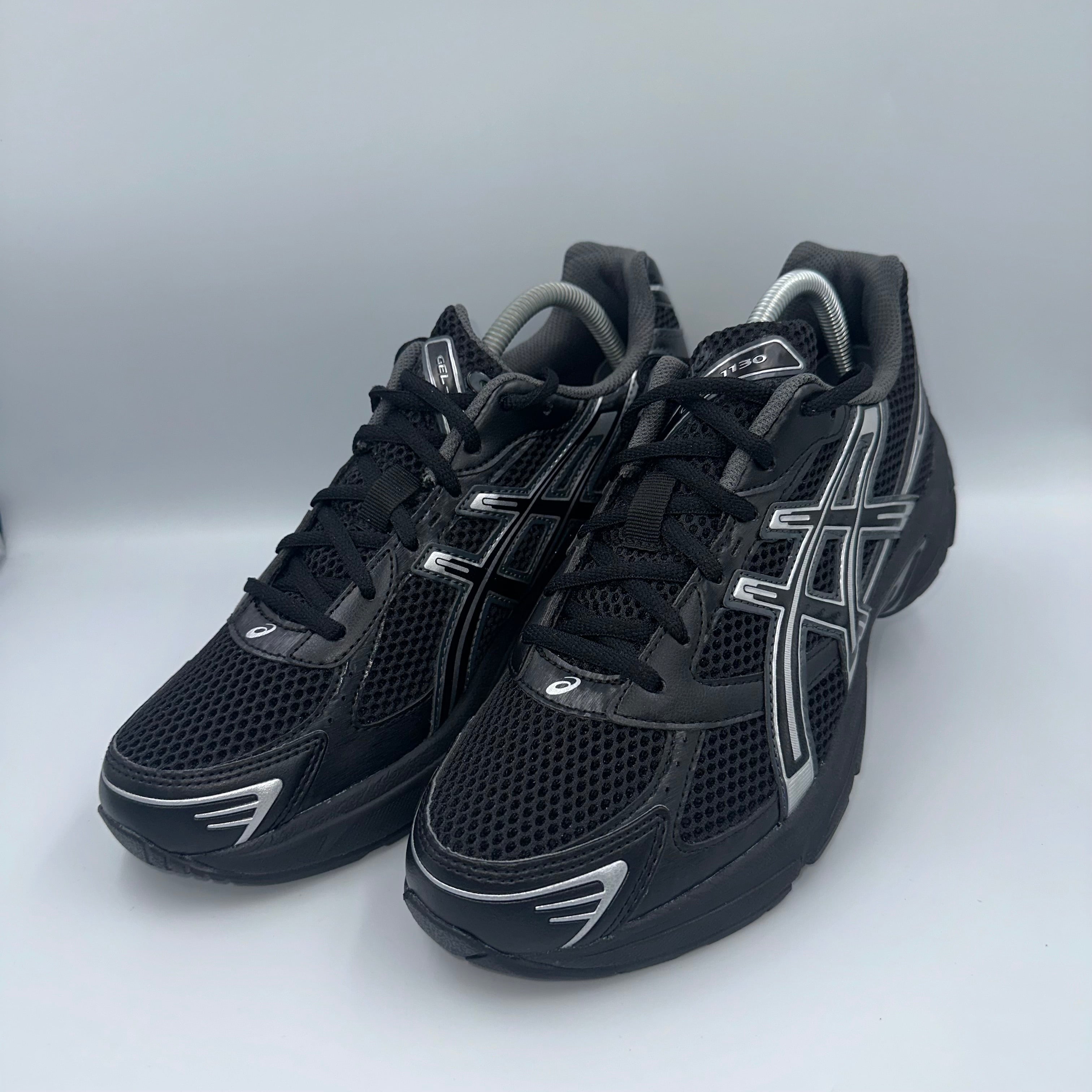 ASICS Gel-1130 Black / Pure Silver medial side view