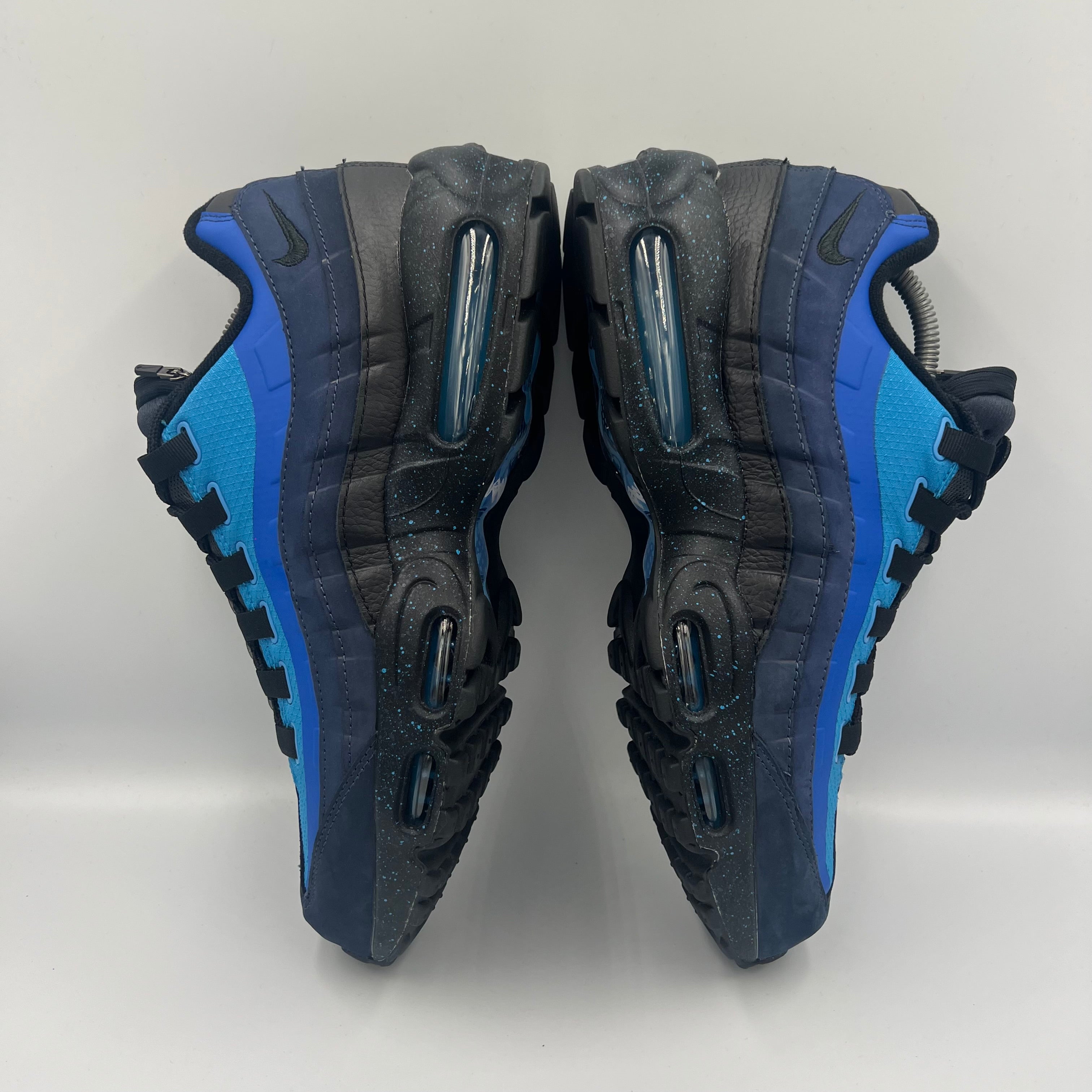 Nike Air Max 95 “Stash” three-quarter front angle