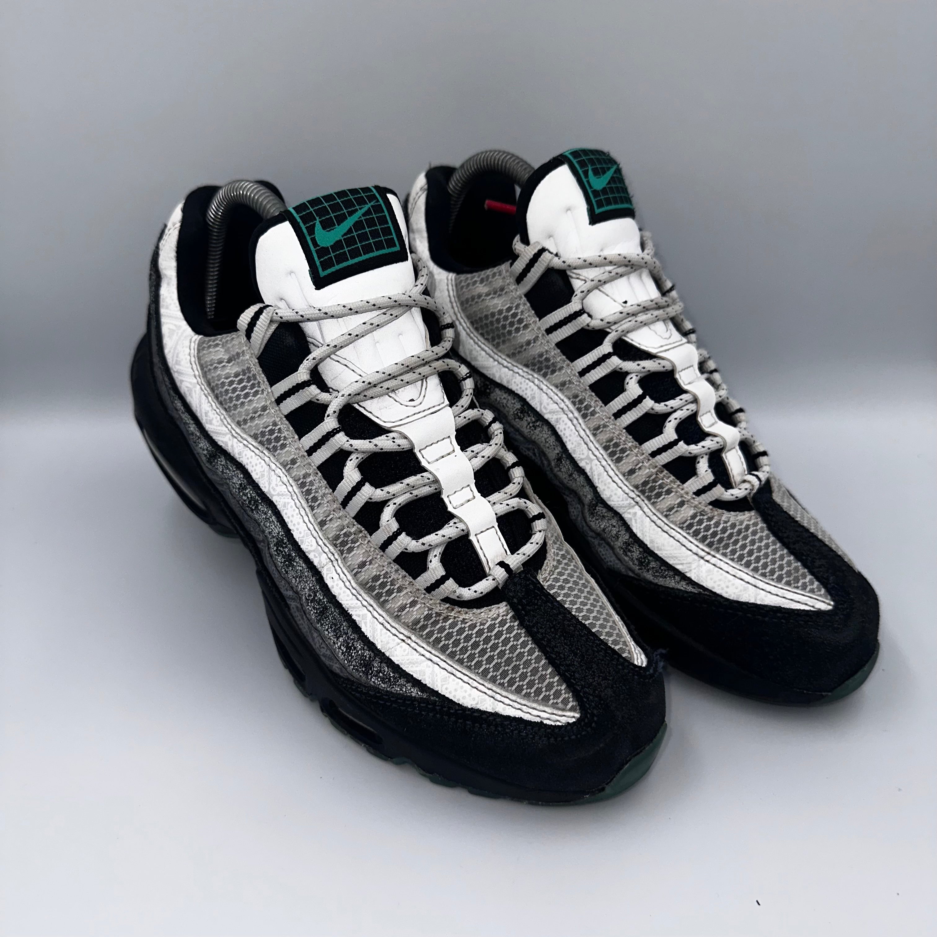 Nike Air Max 95 DOTD UK 6.5 lateral side profile