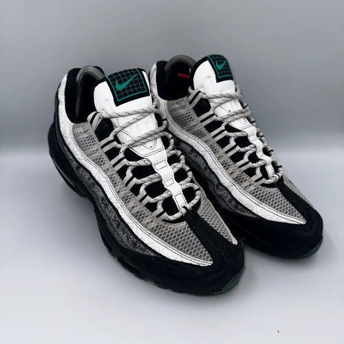Nike Air Max 95 DOTD UK 6.5 lateral side profile