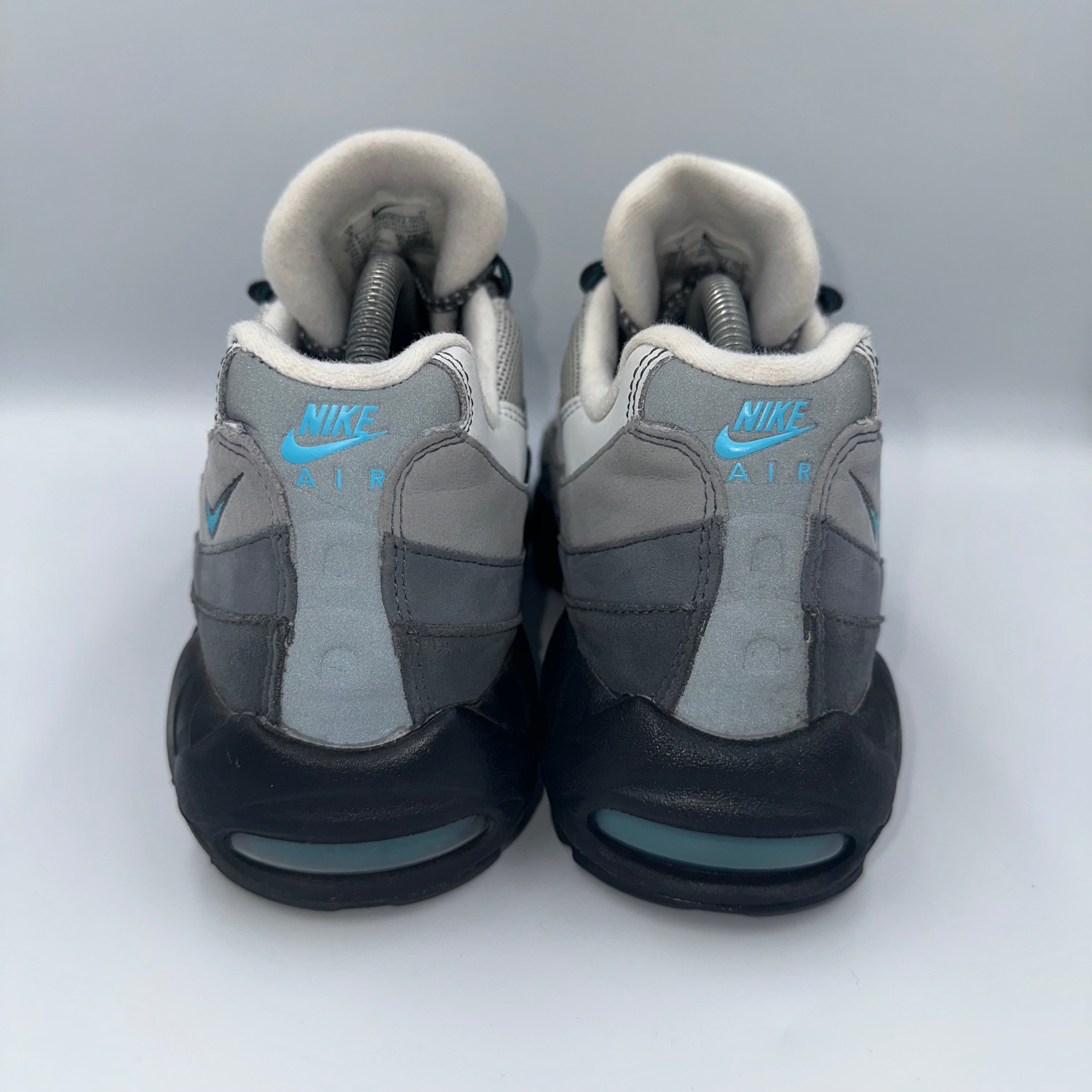 Nike Air Max 95 Baltic Blue UK 8 outsole view