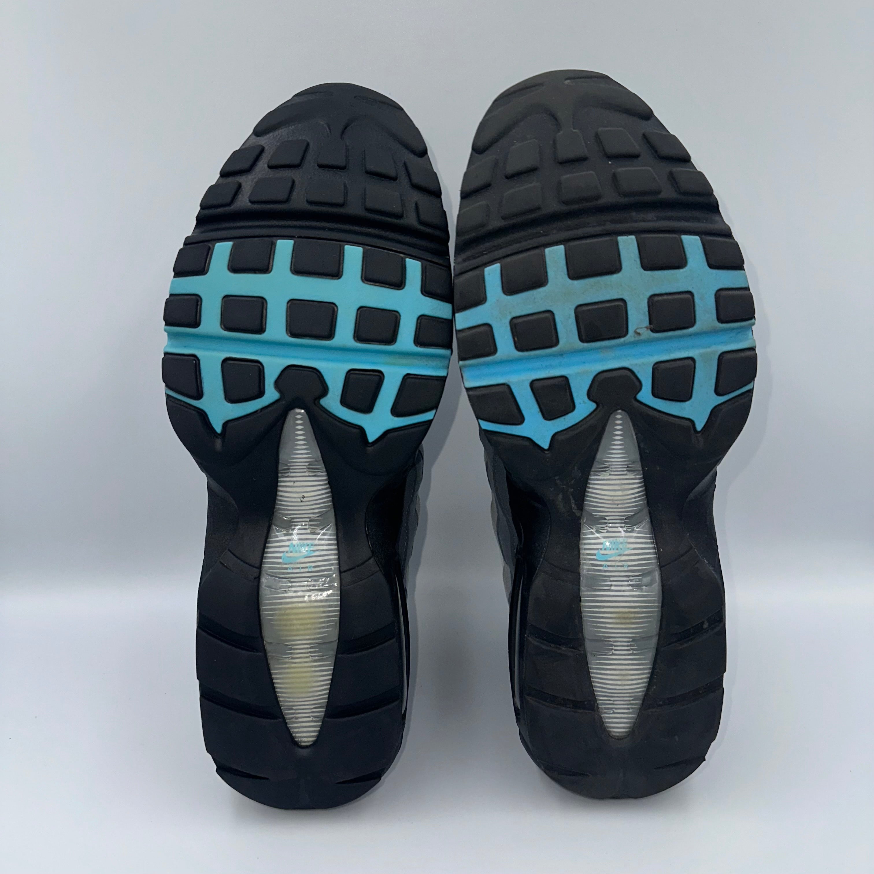 Nike Air Max 95 Baltic Blue UK 8 heel and counter detail