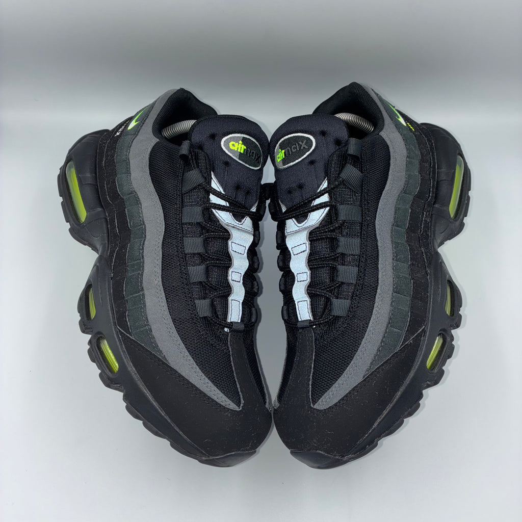 Nike Air Max 95 Retro Logo Neon UK 8