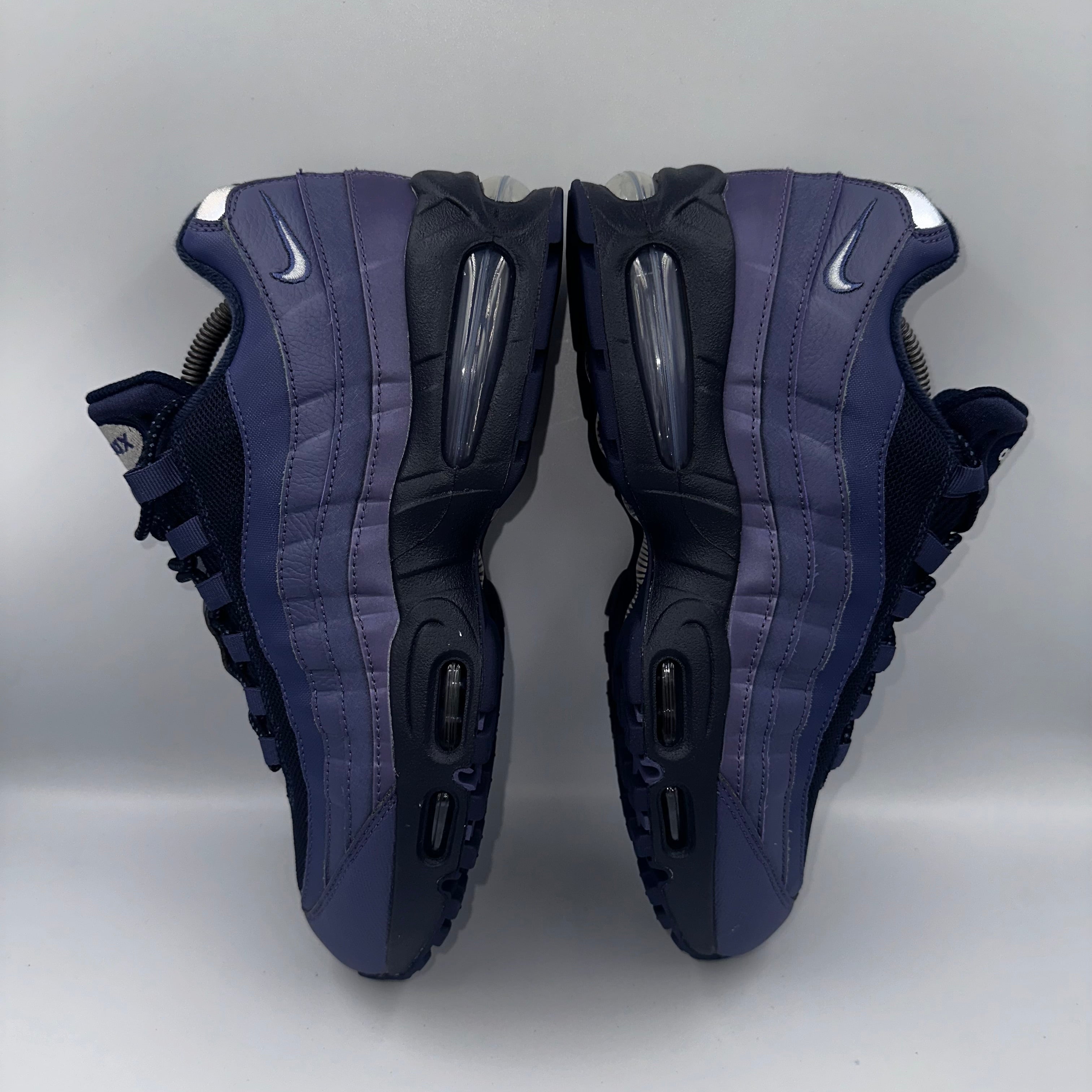Nike Air Max 95 Sanded Purple / Wolf Grey "Big Bubble" three-quarter front angle